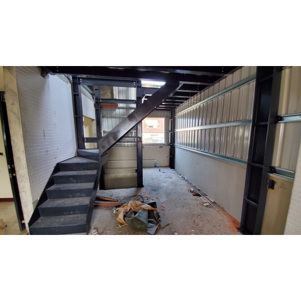 金瑞城他材鋪面鋼梯 _1_.jpg